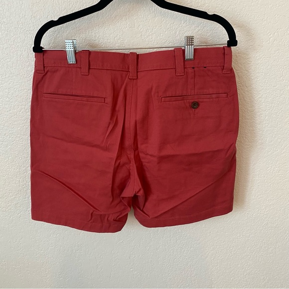 J. Crew 7 Inch Inseam Stretch Chino Shorts in Faded Red - Picture 2 of 7